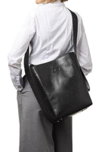 Aria Bucket Bag Black - Olive - Farmatuur
