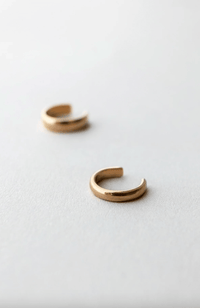 Essential Ear Cuff - Solid Gold - Farmatuur