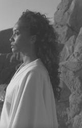 Kosa Earring - LEFT - Farmatuur